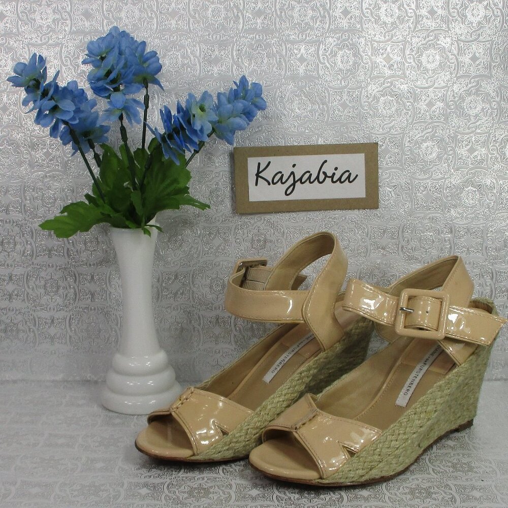 DIANE VON FURSTENBERG Nude Wedges Size 6.5